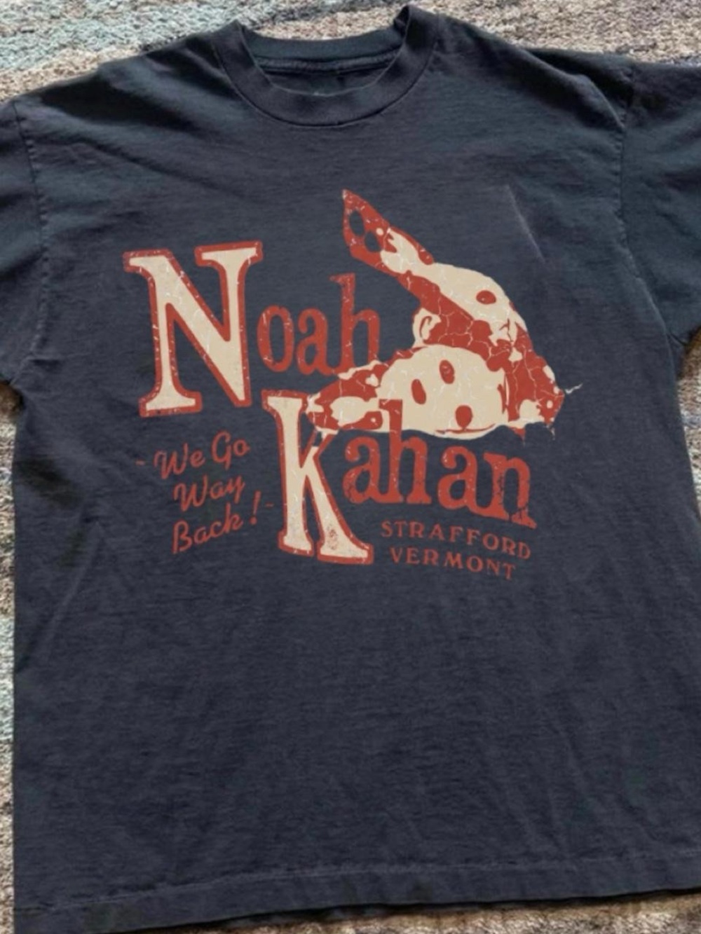 Black Noah Kahan T shirt